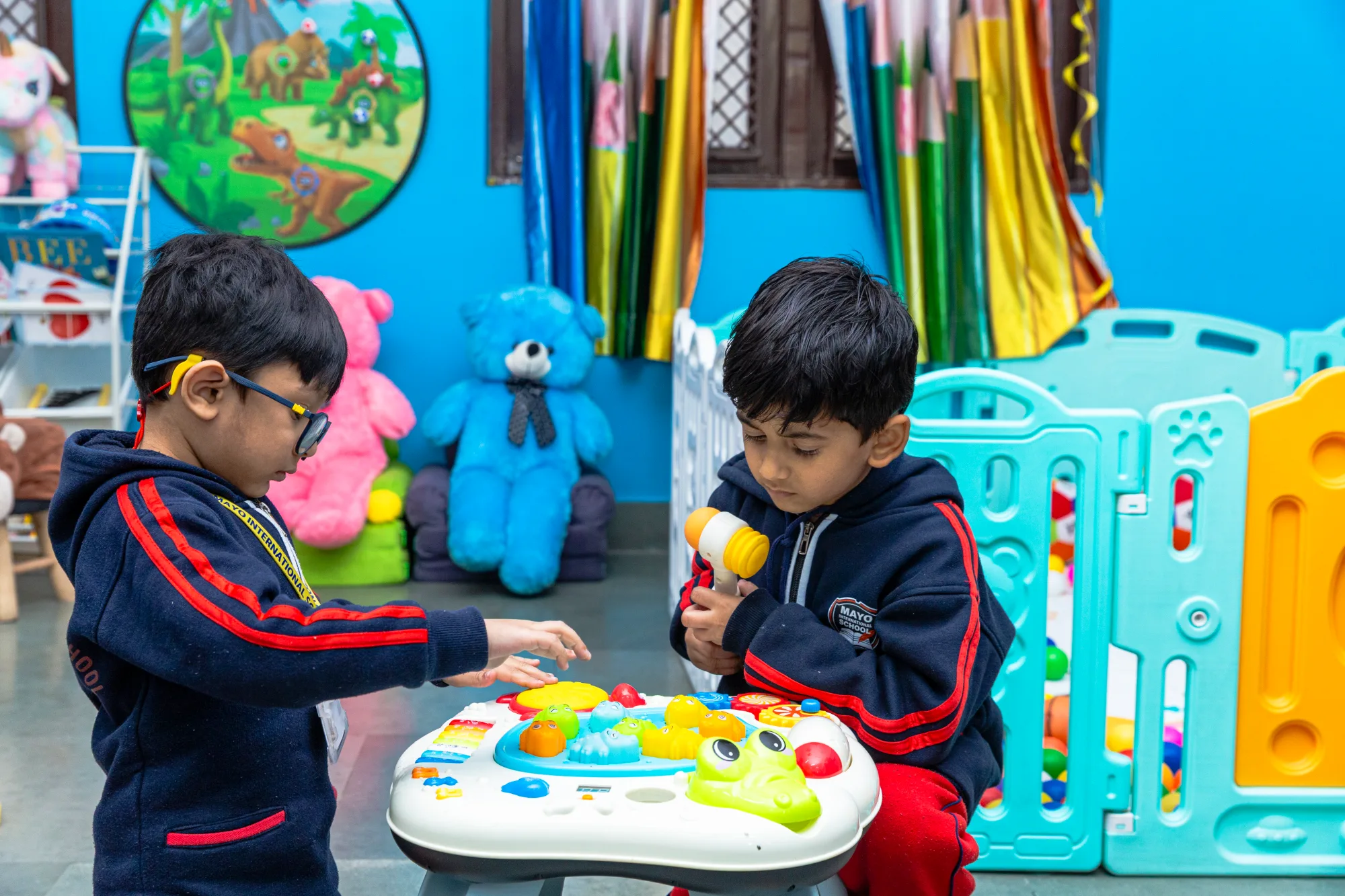 Building and making — a bagless day at Mayo International School